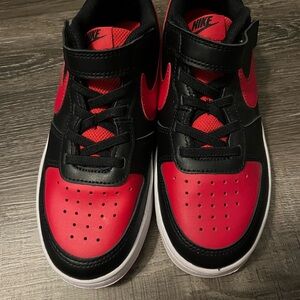 Nike Kids Black and Red Sneakers